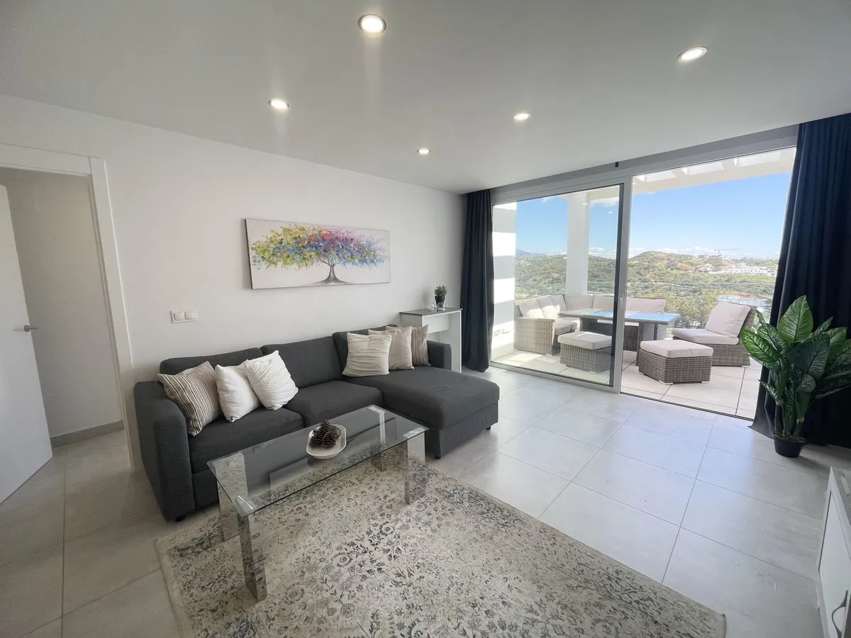 19346ef1-ffbf-4dc9-8491-81b8f90a2633