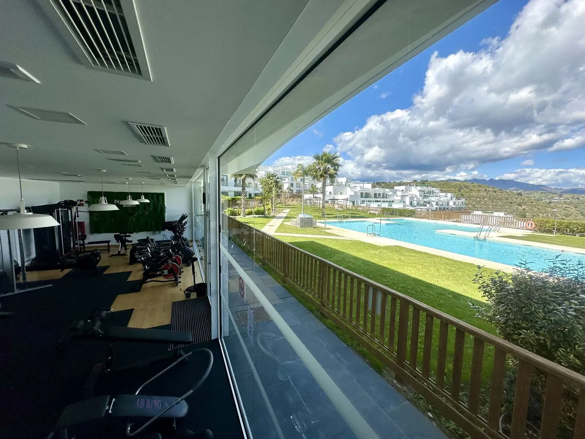 6d1950d1-6068-42b0-8970-166eeaa63526