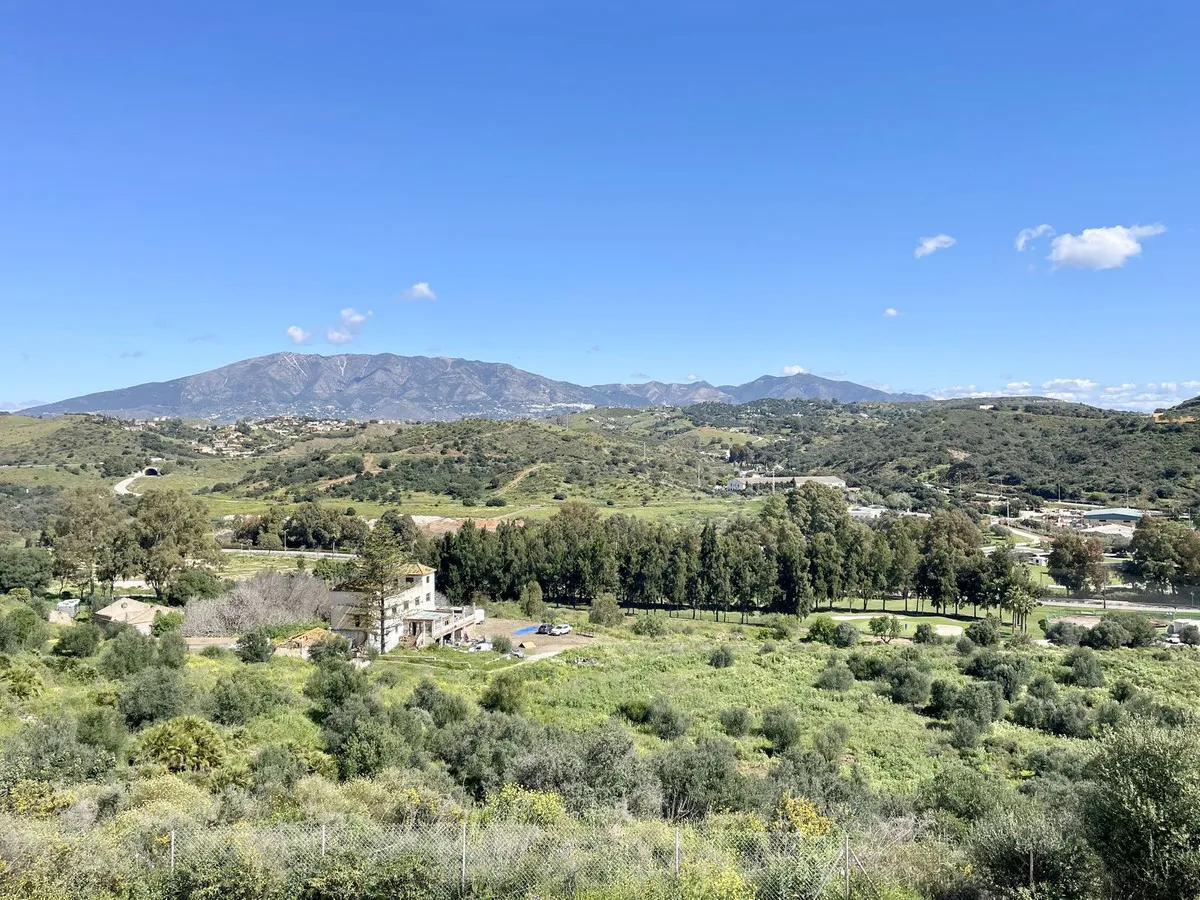 b7d2f5e4-b5c3-4800-b358-79101a61c2b8