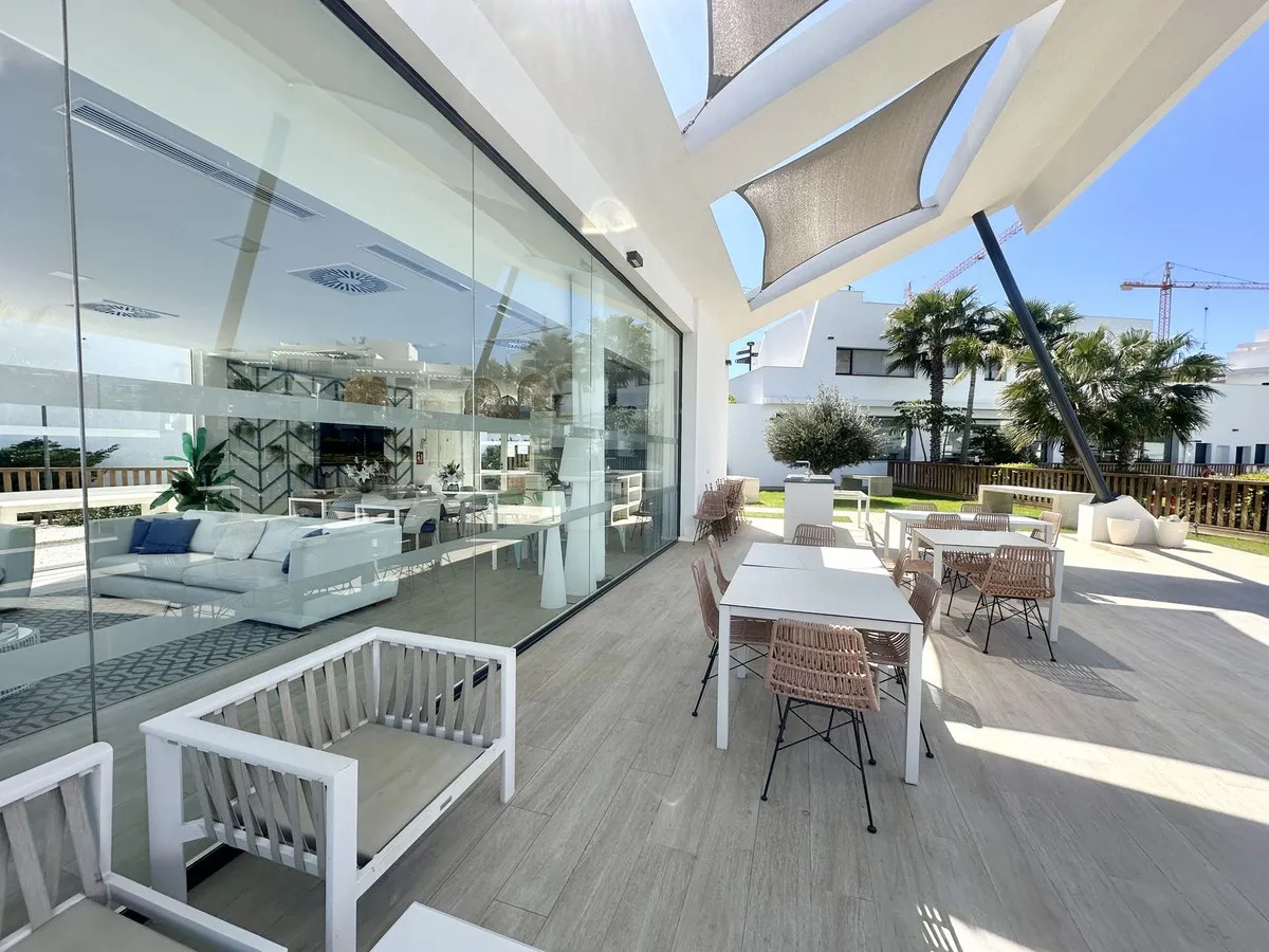 f0b667f5-0835-4fa8-a7c5-3f508cb8029f