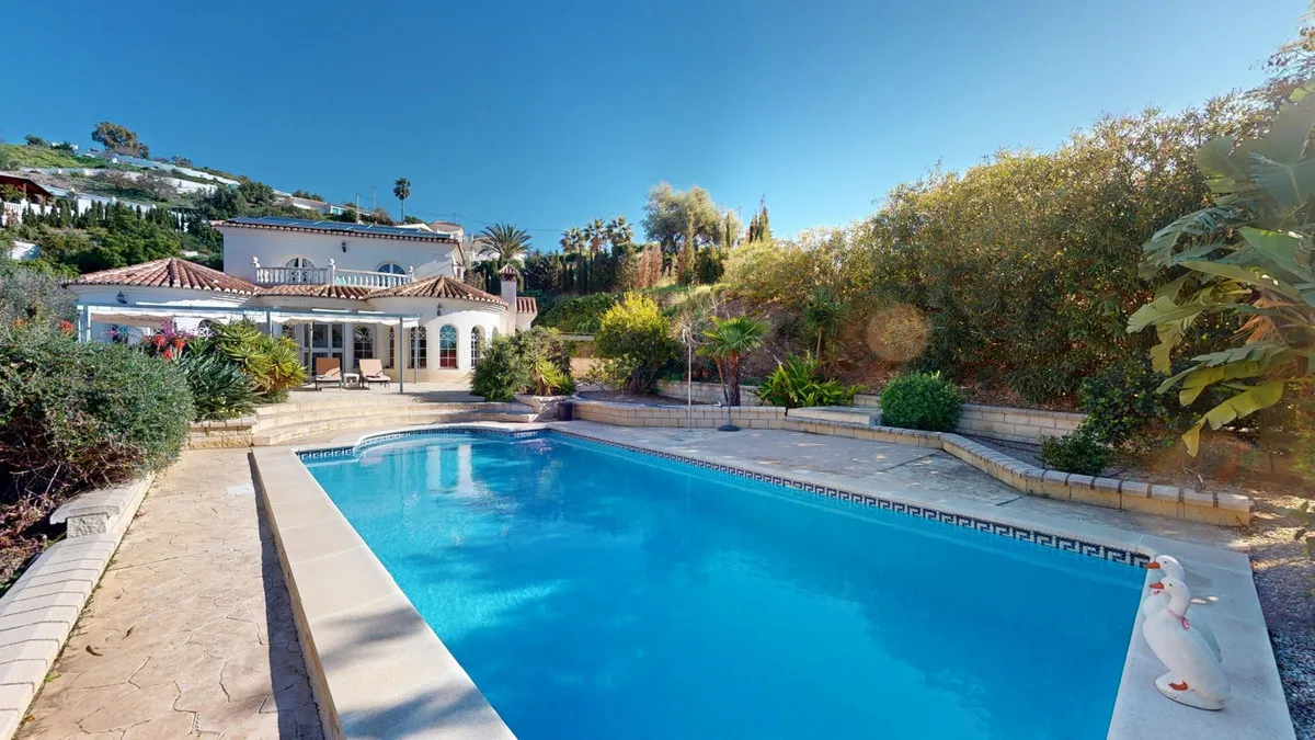 87b84305-a93b-4c7a-9ac0-8798c4154171