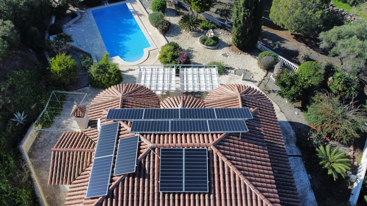 8f0d8a89-a6d7-4c83-93de-d813e2a6fc6e