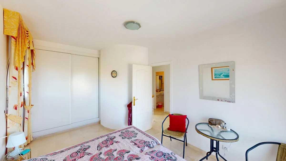 b003172f-a25b-4080-b673-e5d5994683a9