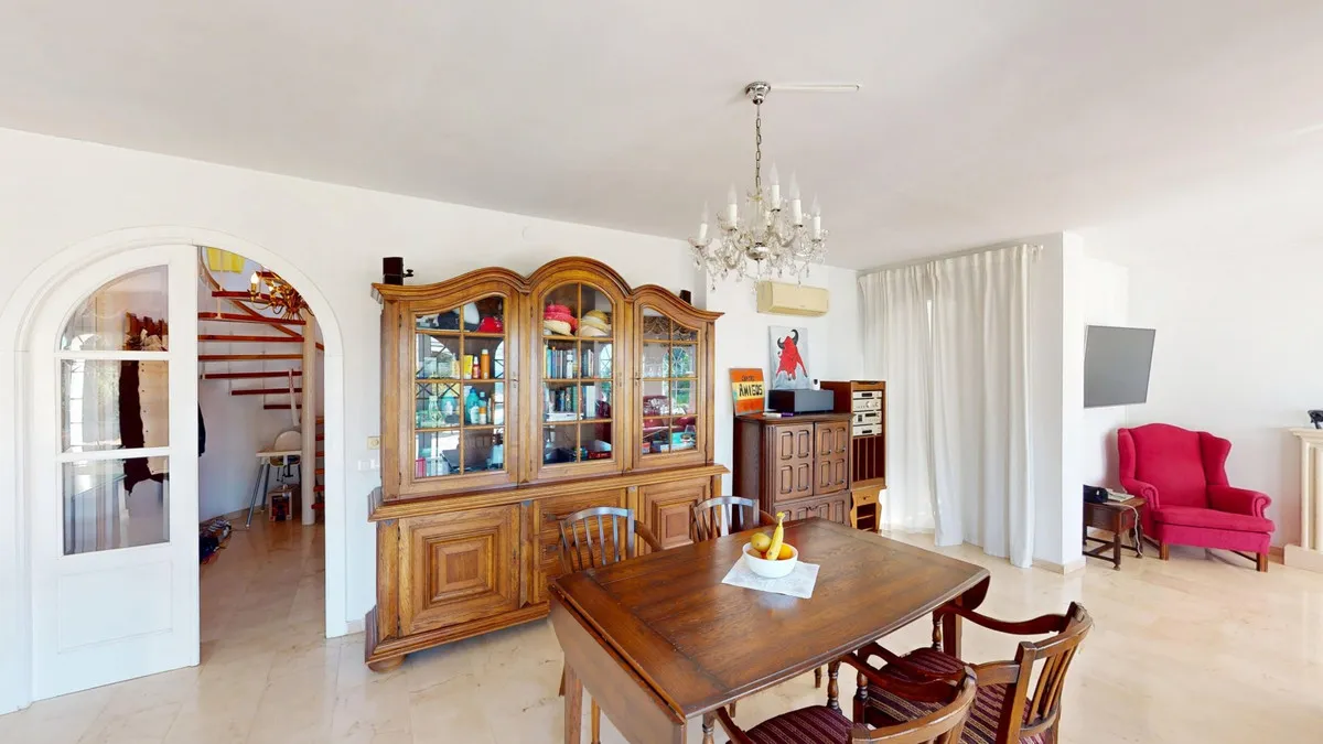 cdd997db-aad2-44a1-aad7-c291f8477671