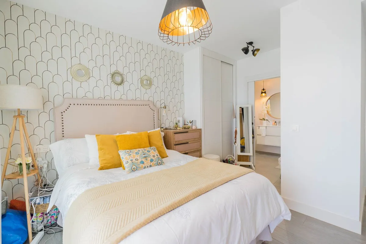 0999cfd3-d881-4611-9426-6003282adc9b