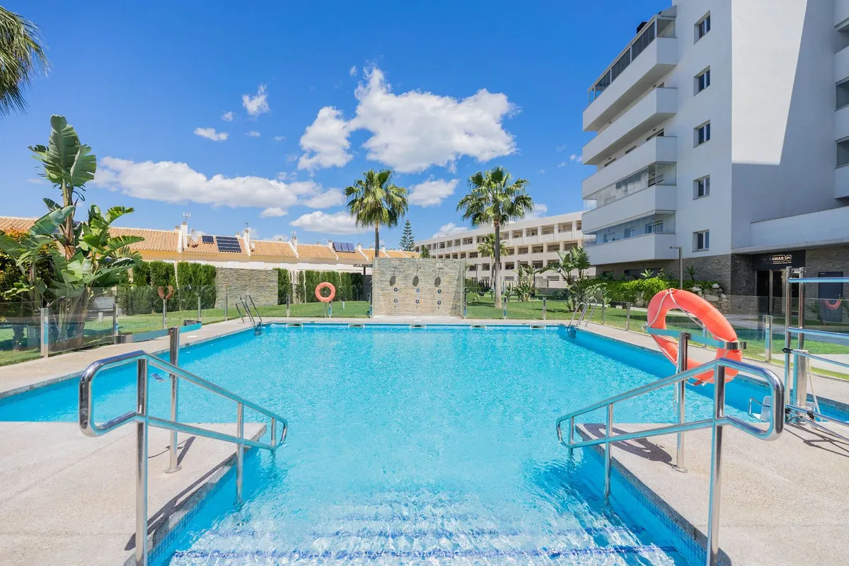 23c6f7ee-f25f-432c-9b60-1bbfef697428