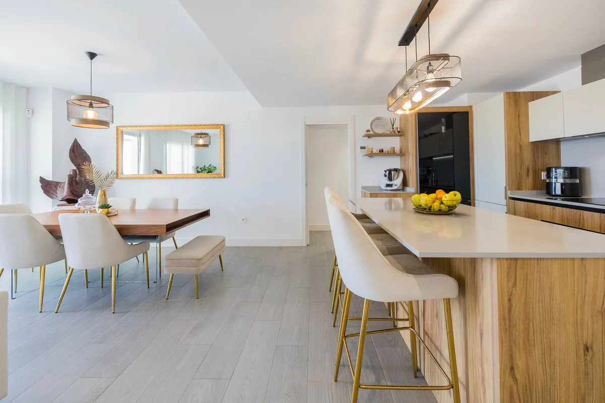 4713200b-bfda-4f4b-b71e-93f695fd5c16