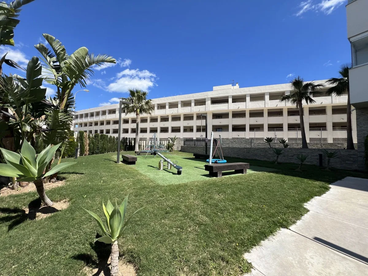 bcd5fa3a-d978-4dbc-be83-c184c2d3190c