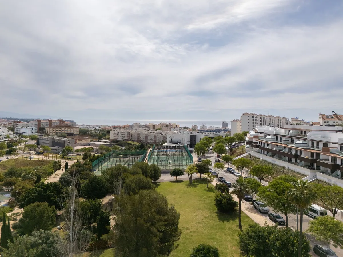 80c06ada-0d46-448e-aaf4-546256eb528f