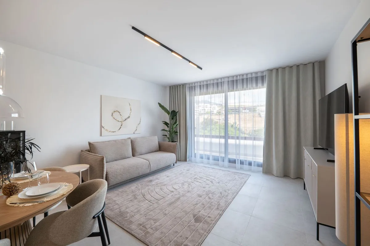 a21d1512-31f3-407f-a620-c7b8f637b1bb