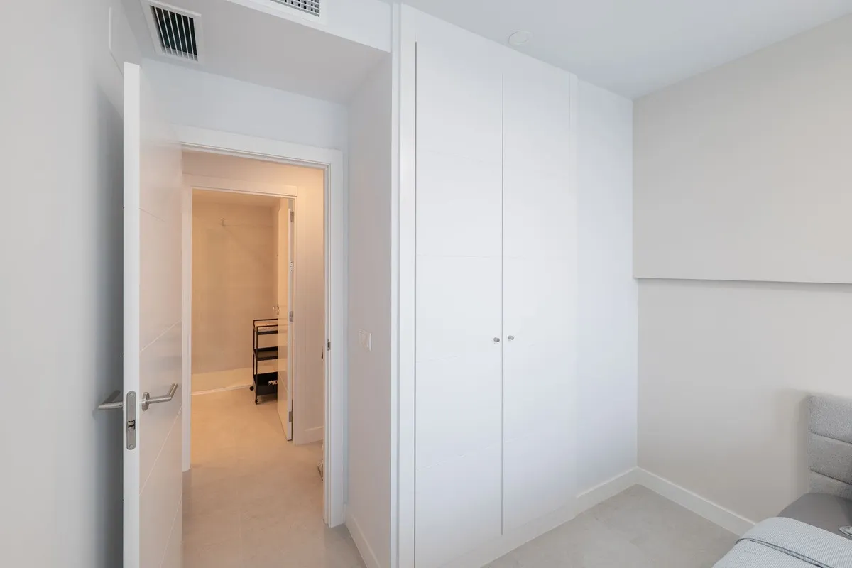 c6ebeb0f-6001-46c1-b708-b1312a6d308f