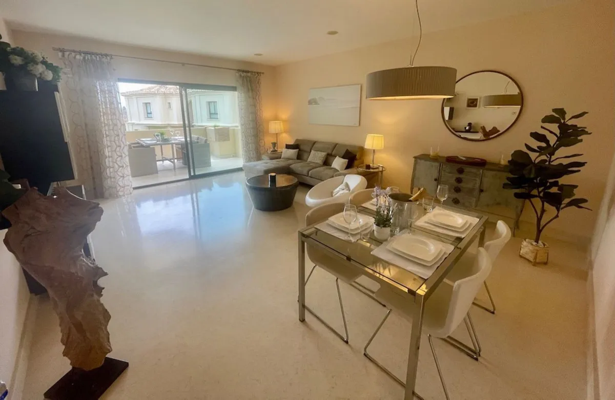 49f8ef3a-20fb-409f-8d46-1f548b0c28b8