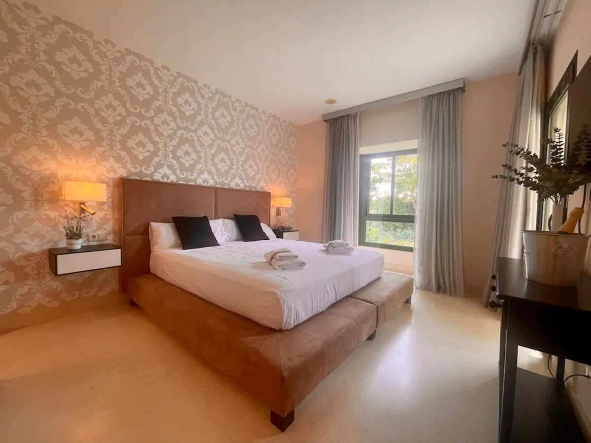 f7ff0da3-dec9-47b3-808c-0635b760314f