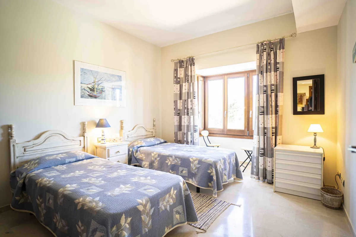 32c1fbaf-8583-443e-be24-97123af1df50