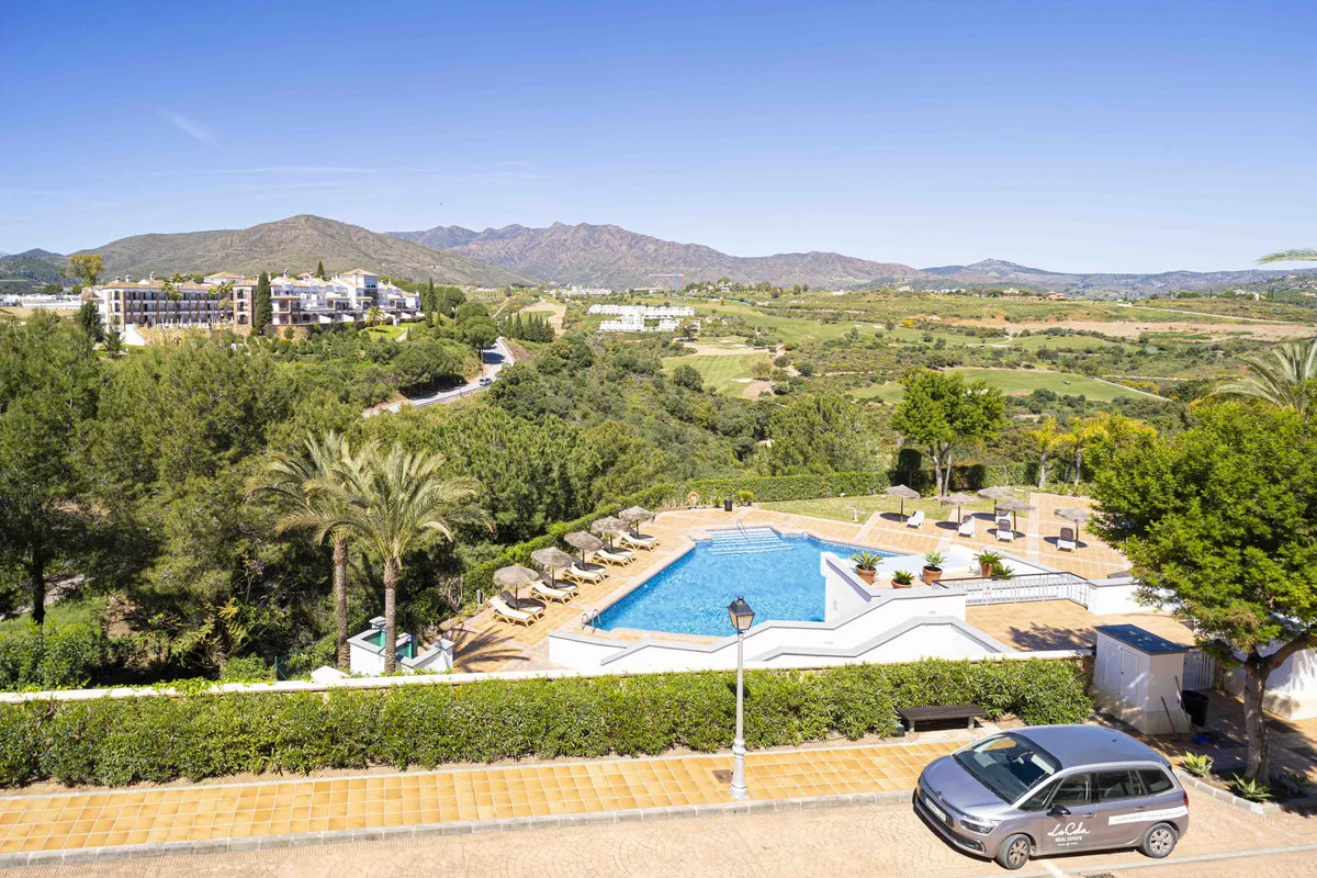 3e12cc3f-bc52-4c7a-87a8-6e68efd16842