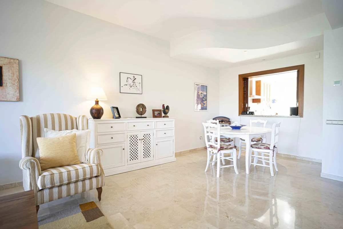 5f4bbe00-233c-4c9d-b115-368d8b0ac918