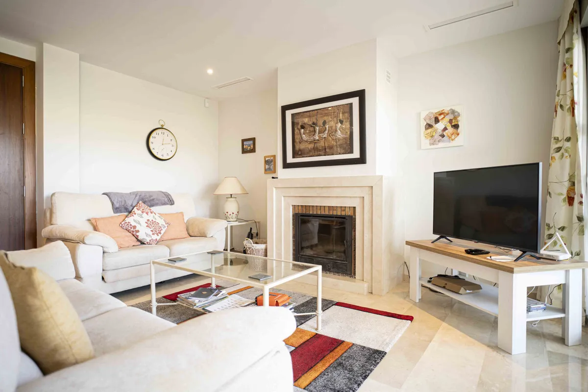 b51204a2-63df-4da3-b46f-c12ba7d7782d