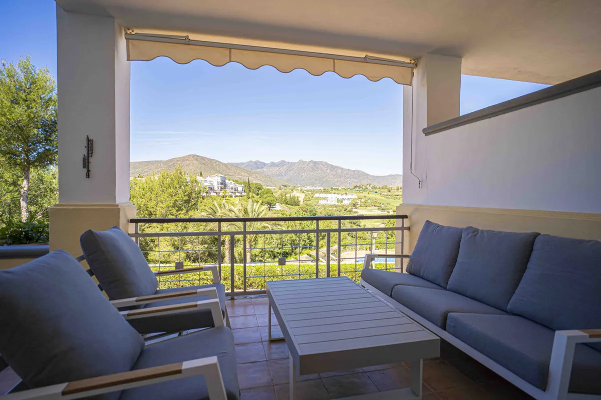 d57cac5a-45f3-4566-93b1-351a1a82615f