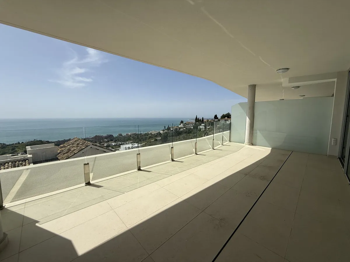 1f02f493-aab1-462f-a14e-4c37872e6b24