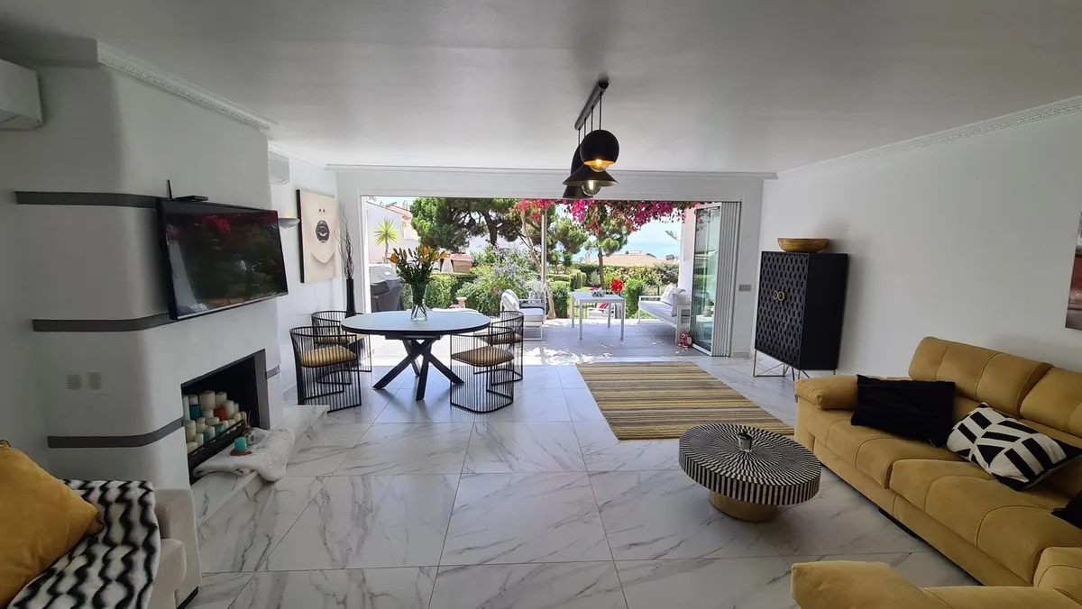 0e8d8918-882e-4ea4-b11e-2dcdec4b444a