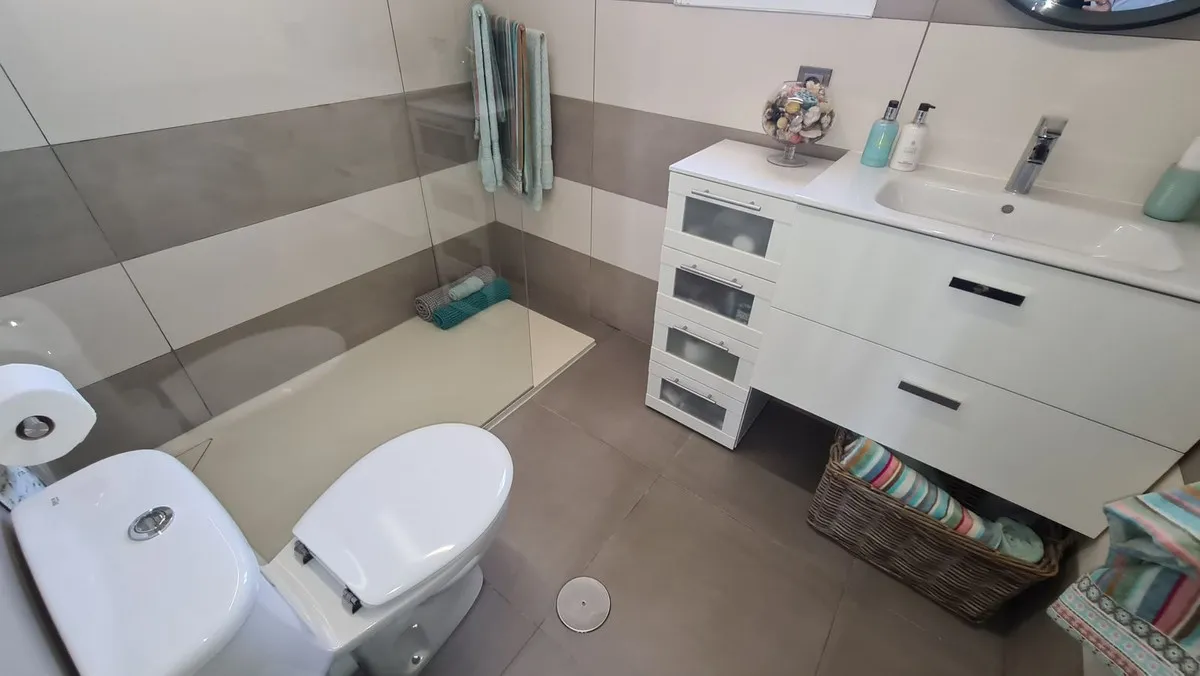 18d85148-c5ce-4da0-97c6-061dac14e55a