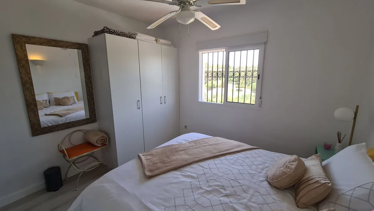 8d96710c-988d-40a8-a471-62b272cfb23a