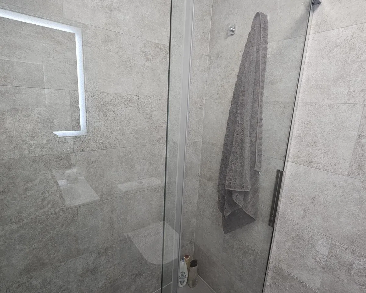 9cd966a9-d5e2-4b81-8e8b-508d83ae0ce8