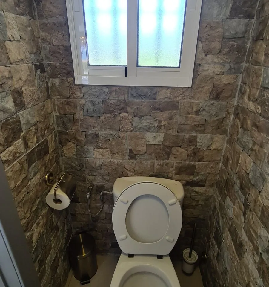 af8f1dde-08b9-4c3d-ae40-4422f2a02887