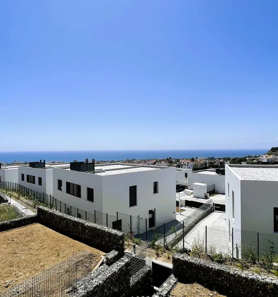 256c9353-5c9b-4019-a0c5-c89224d1ece6