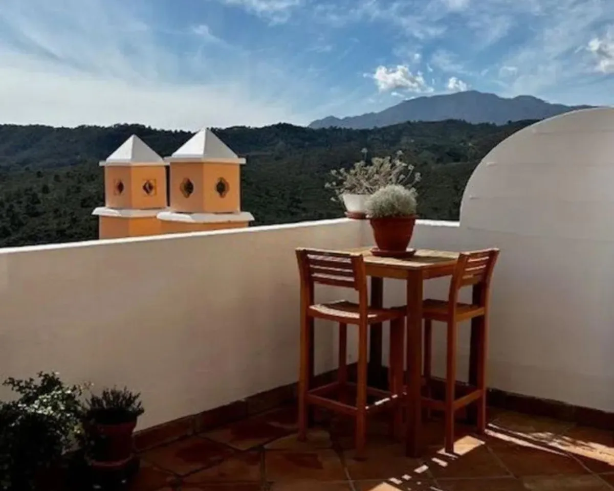 b7ae9938-2de1-4cc8-84d4-08b66fcaee38