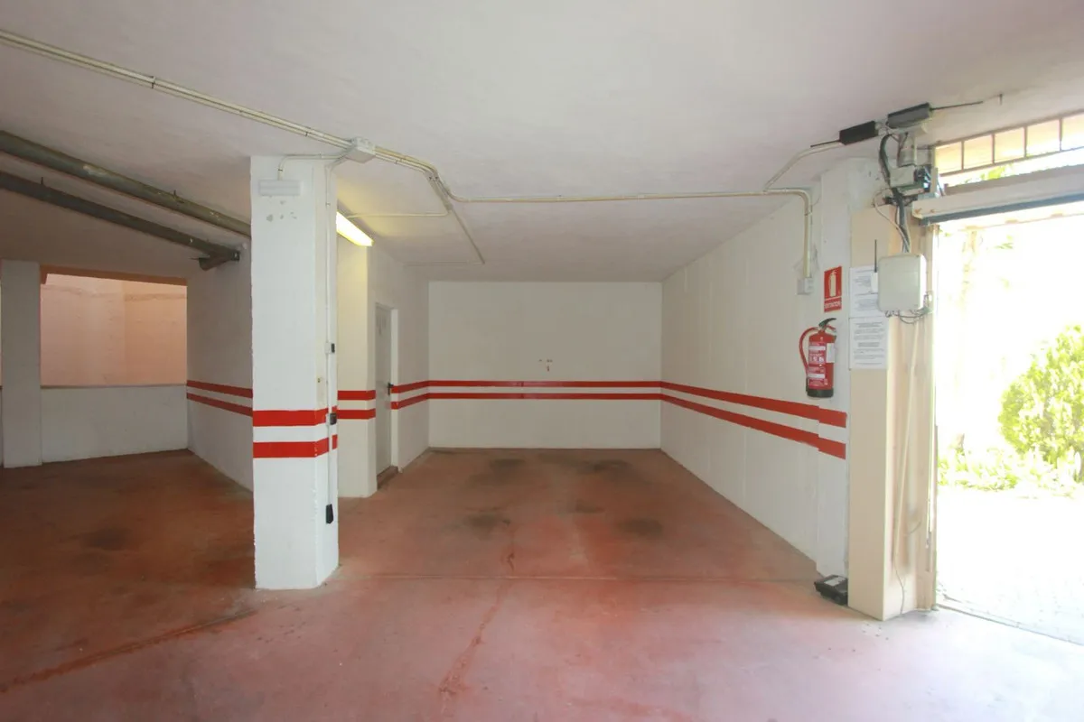 28aa0ac2-62d8-488a-8c5d-d7a5a737b40d