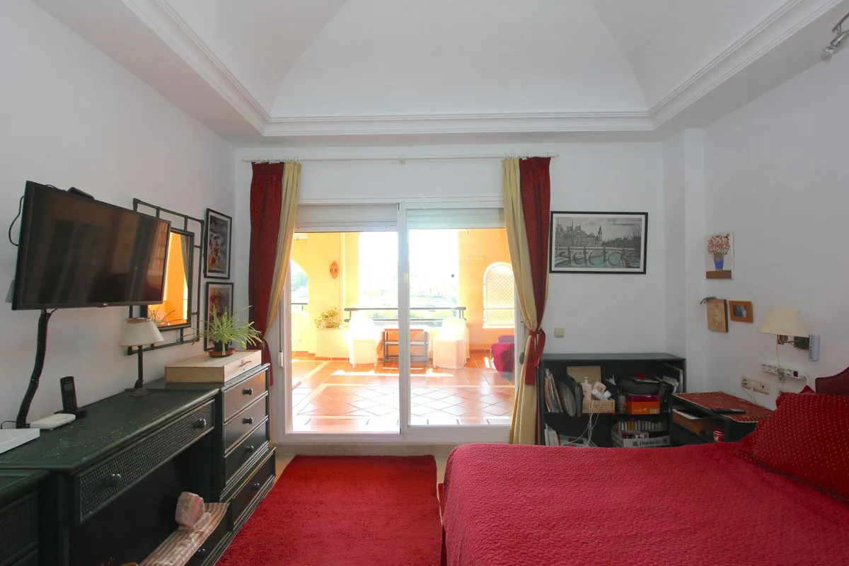 9153b633-3abb-4620-87c1-9b49da894536