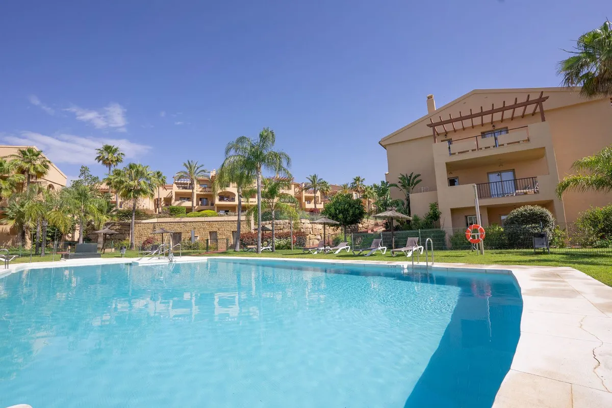 25374898-c609-4ea4-bfb8-4a7b82bc797d