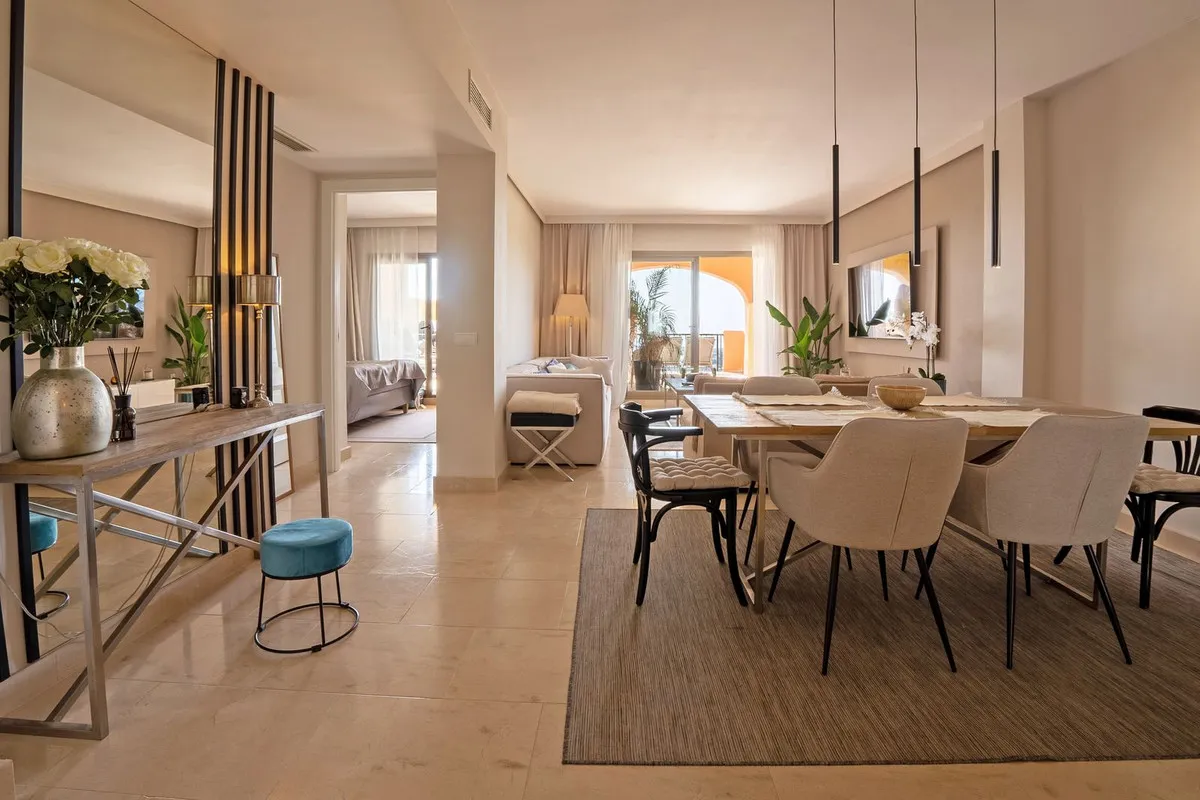 c89a570b-3154-4fe1-9b57-e92cc26ee6d4