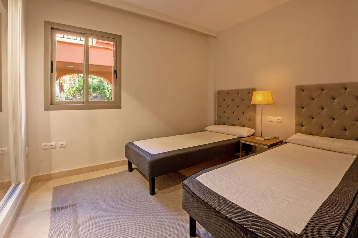 e3738add-b2c4-4296-9739-64cff50a097f