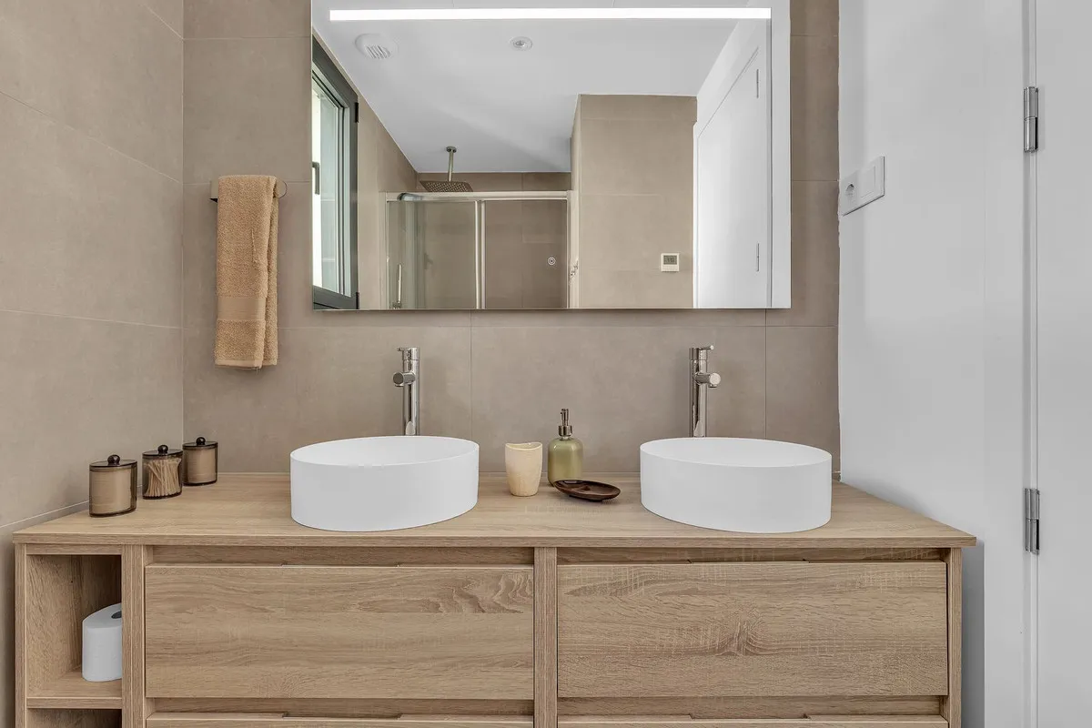 804367c4-00da-49ba-8fc5-e04b453bbbc5