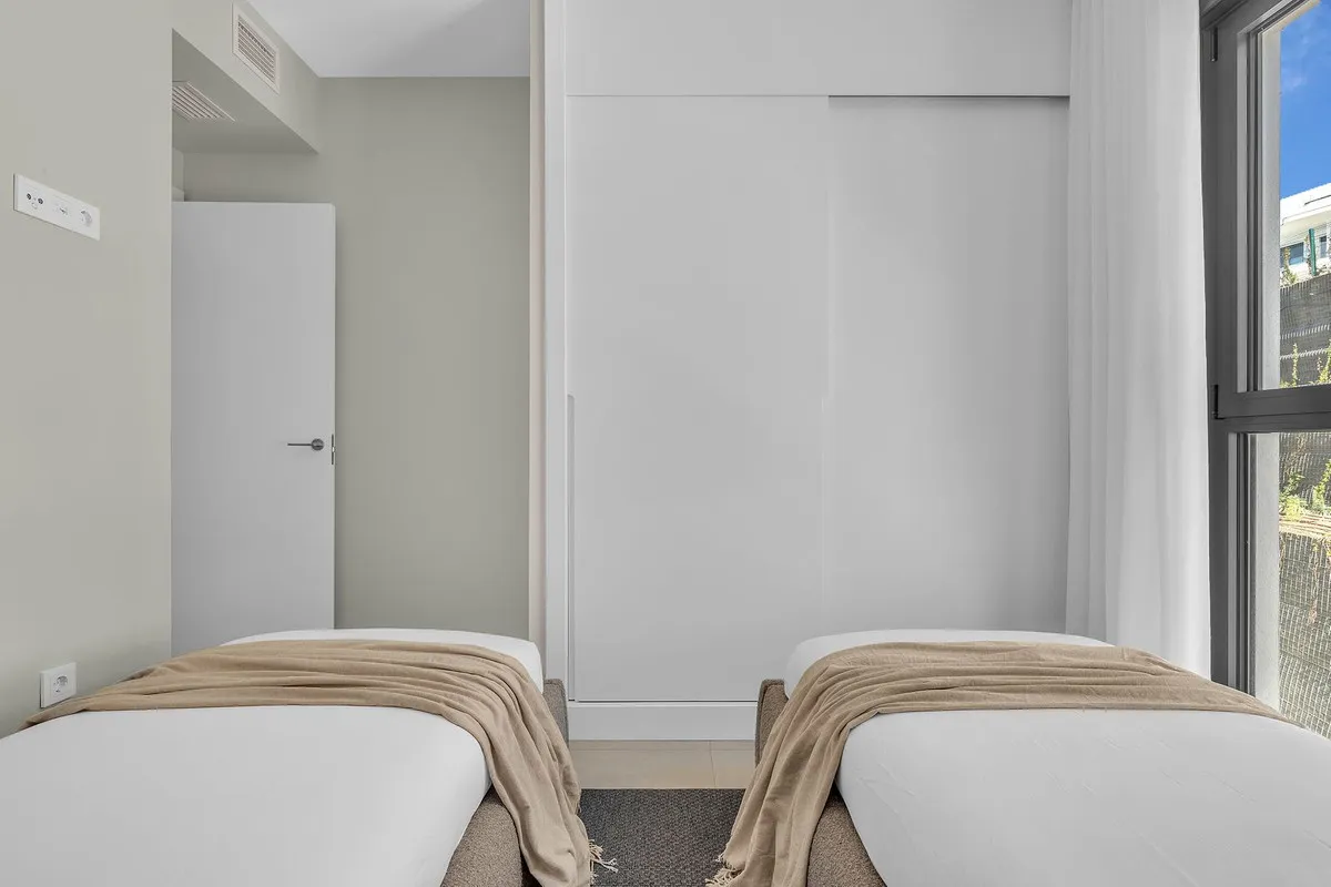 abf8e973-2b70-4113-8157-04553312e7ce