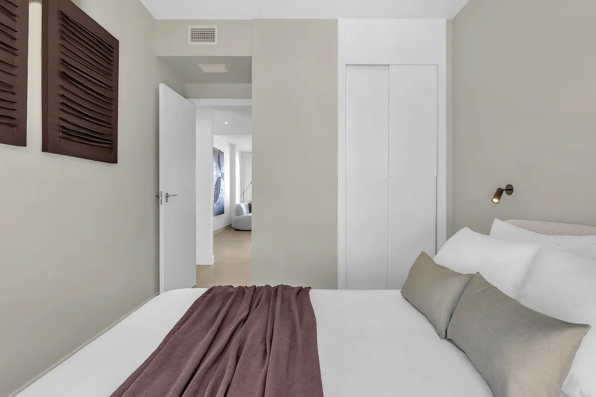 adc57951-0901-4bf4-89cc-261fc11c923b