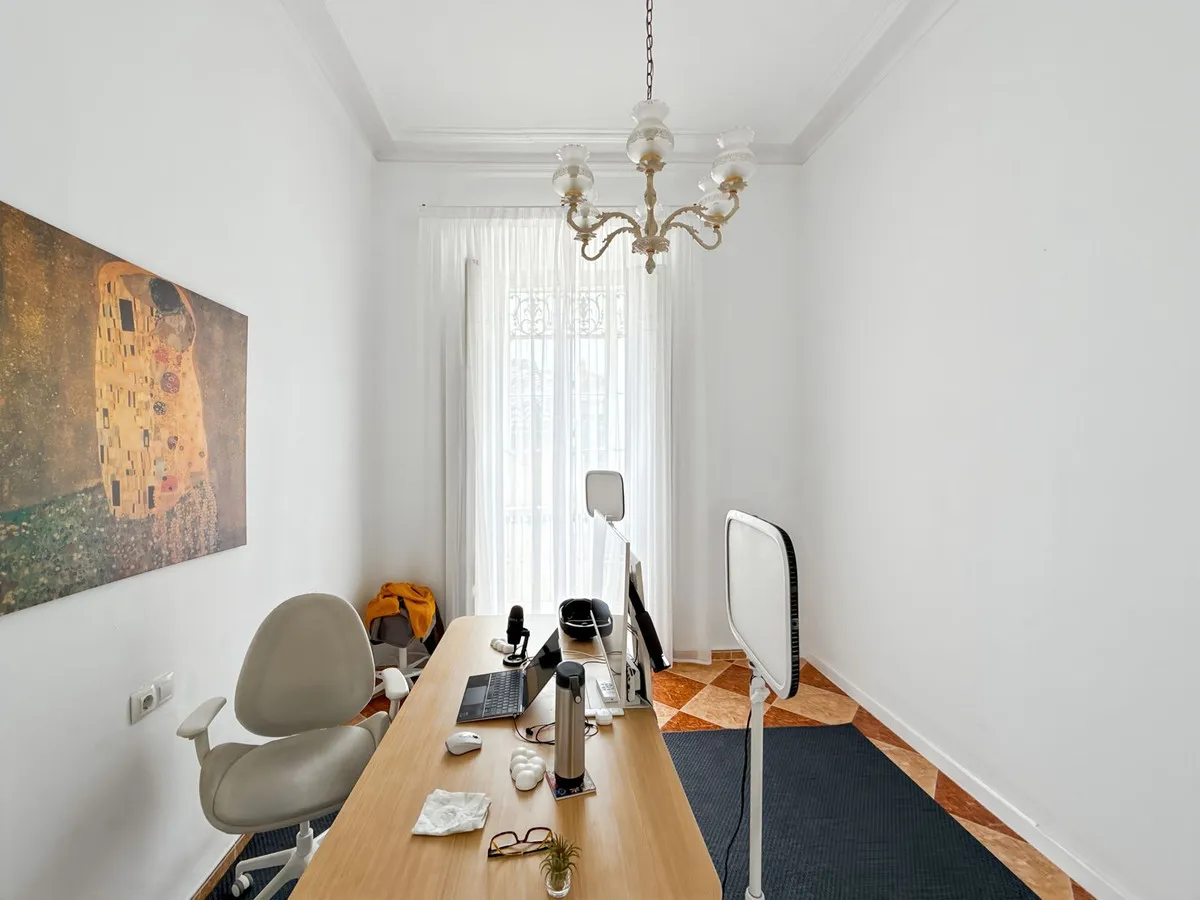 6b9dbd18-cd8d-4649-beb5-1191187d99a1