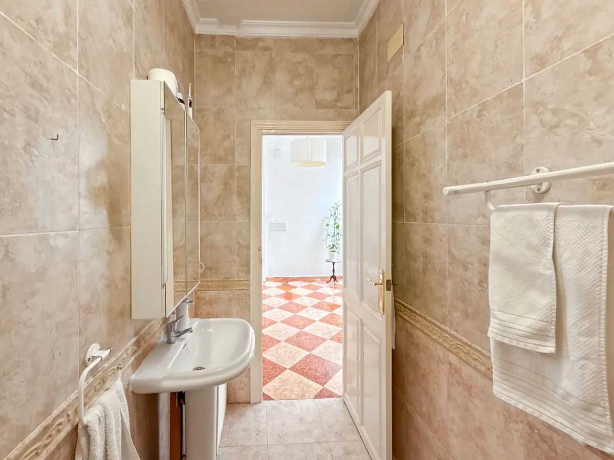 d0fa6242-dd4b-4071-8cc9-ba7d0d3e1cf0