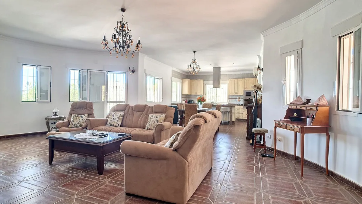 33b40206-40f3-4139-a816-d5f6897c439f