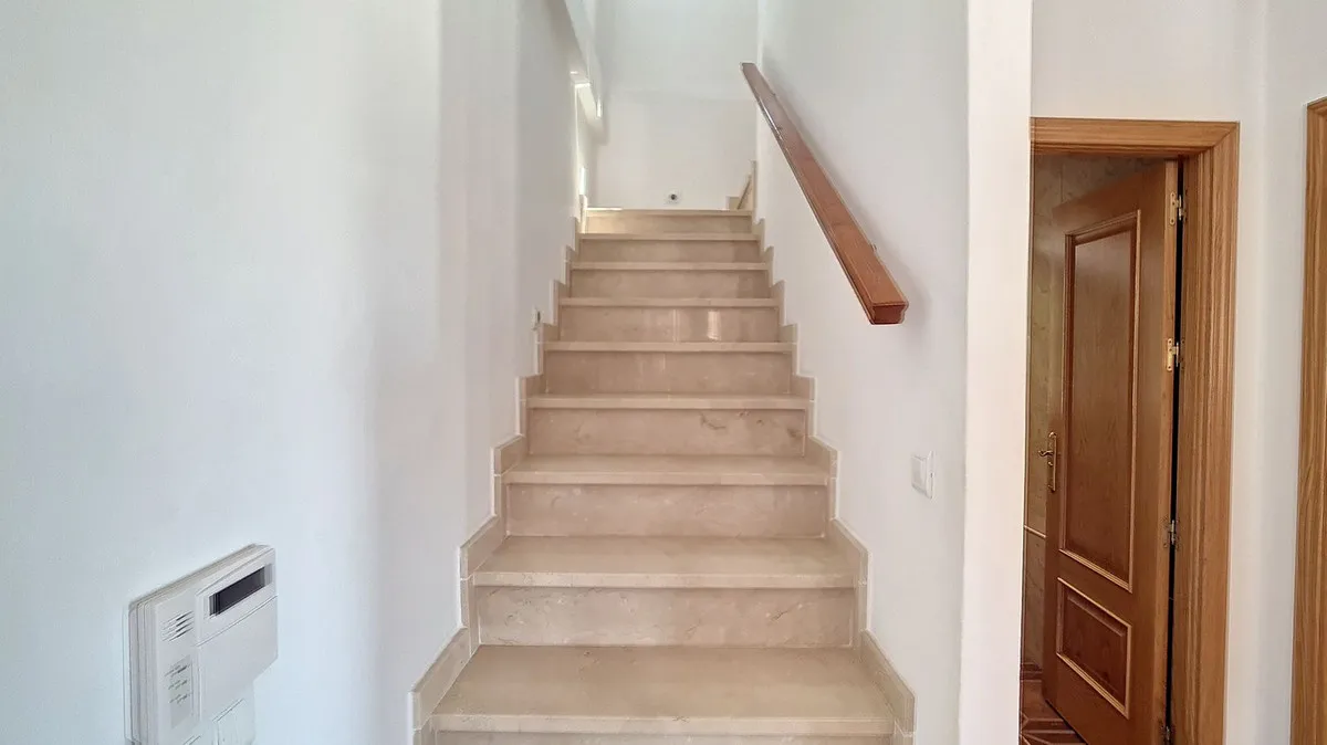 4f05f8e0-0a71-490f-a54f-dd36dc0a3dd6