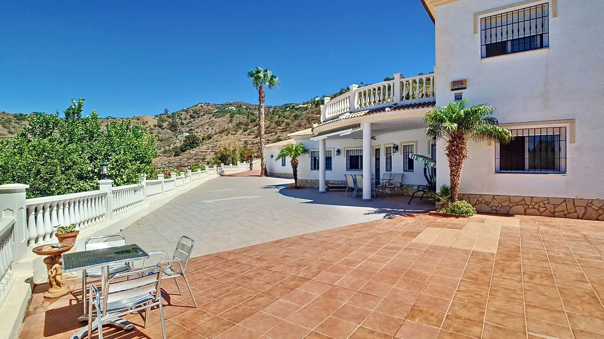 7125d92e-426b-494f-80c3-42c56a485918