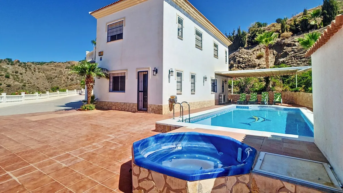 c507fe7c-0b38-40e2-b23b-2891316dc0e1