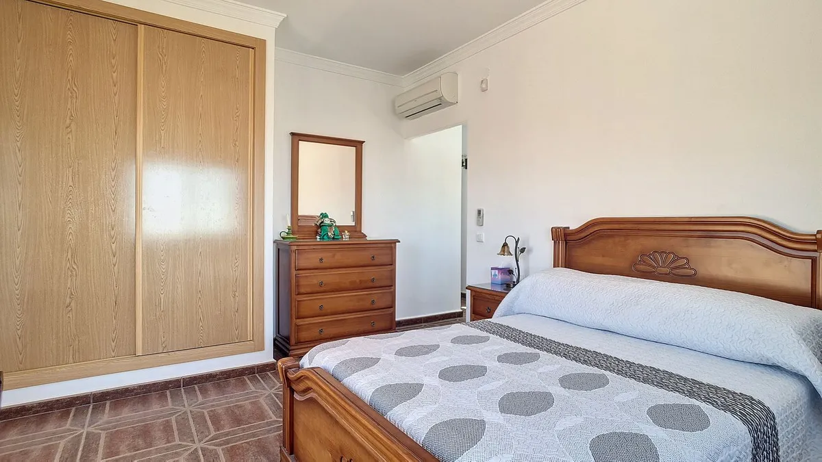 edd1fcaf-764f-4743-ad7e-12bd393cbaf1