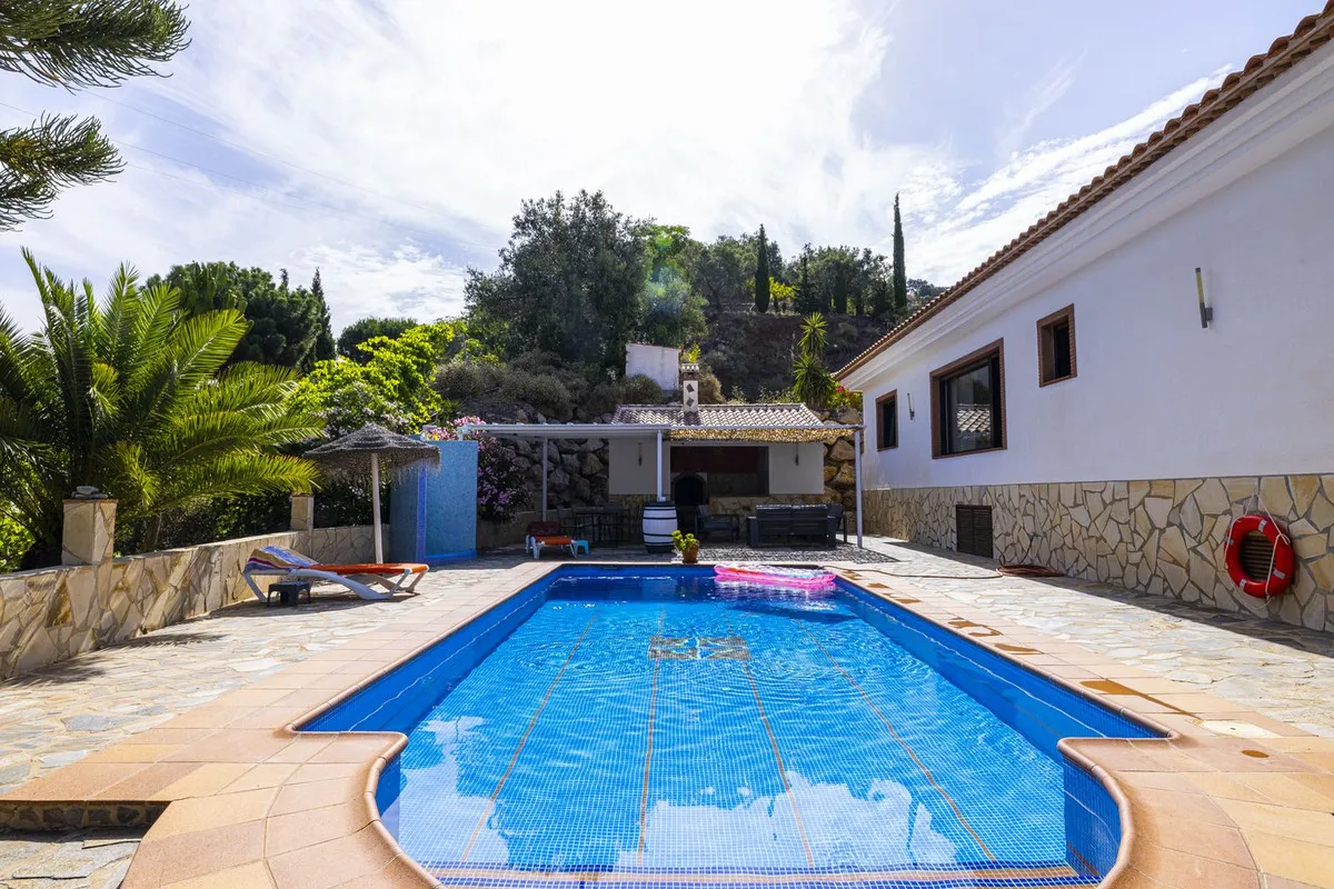 631b0ab8-f96e-46e5-b39c-a29c78b8dea1