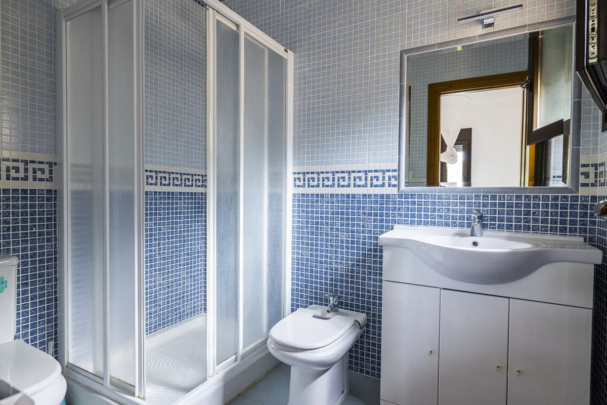 7c7e06a5-bcff-419b-8b1c-70d347e0307f