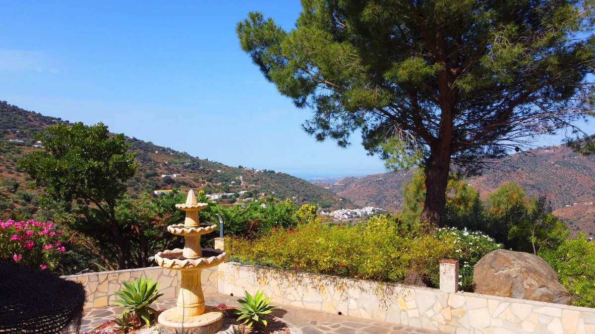 b0125628-a264-461f-9c06-c4bbbf56f005