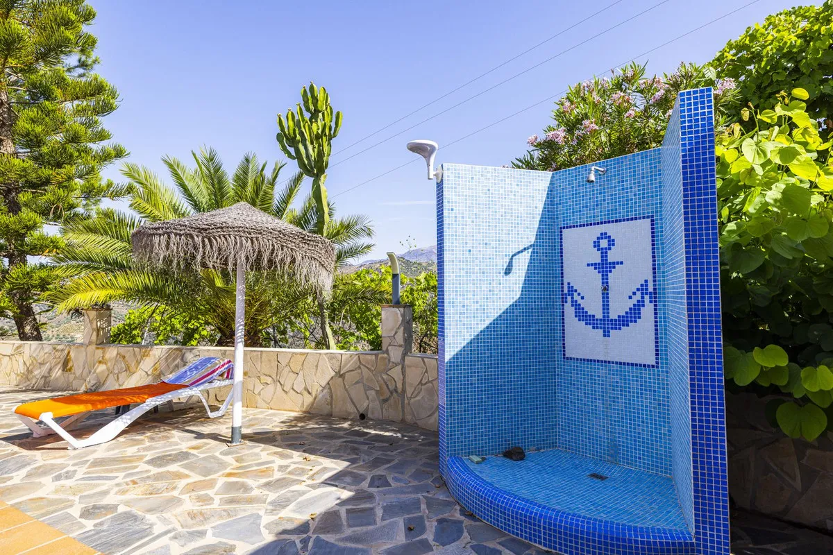 e01eddc1-fd19-485f-a692-0af227e273e2