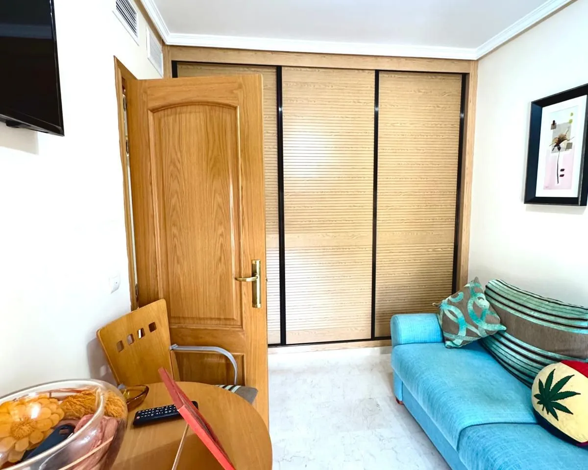 08c583b7-cec8-4f77-a078-d42505baa545